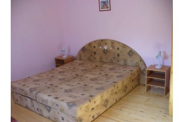 Słowacja Privát Komjatná, Wewnątrz